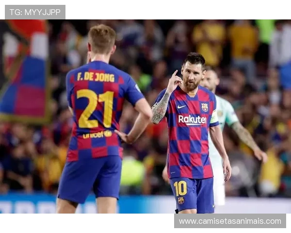 孙兴慜 vs 梅西:边锋进攻效率与战术角色对比 孙兴慜 vs 梅西:边锋进攻效率与战术角色对比